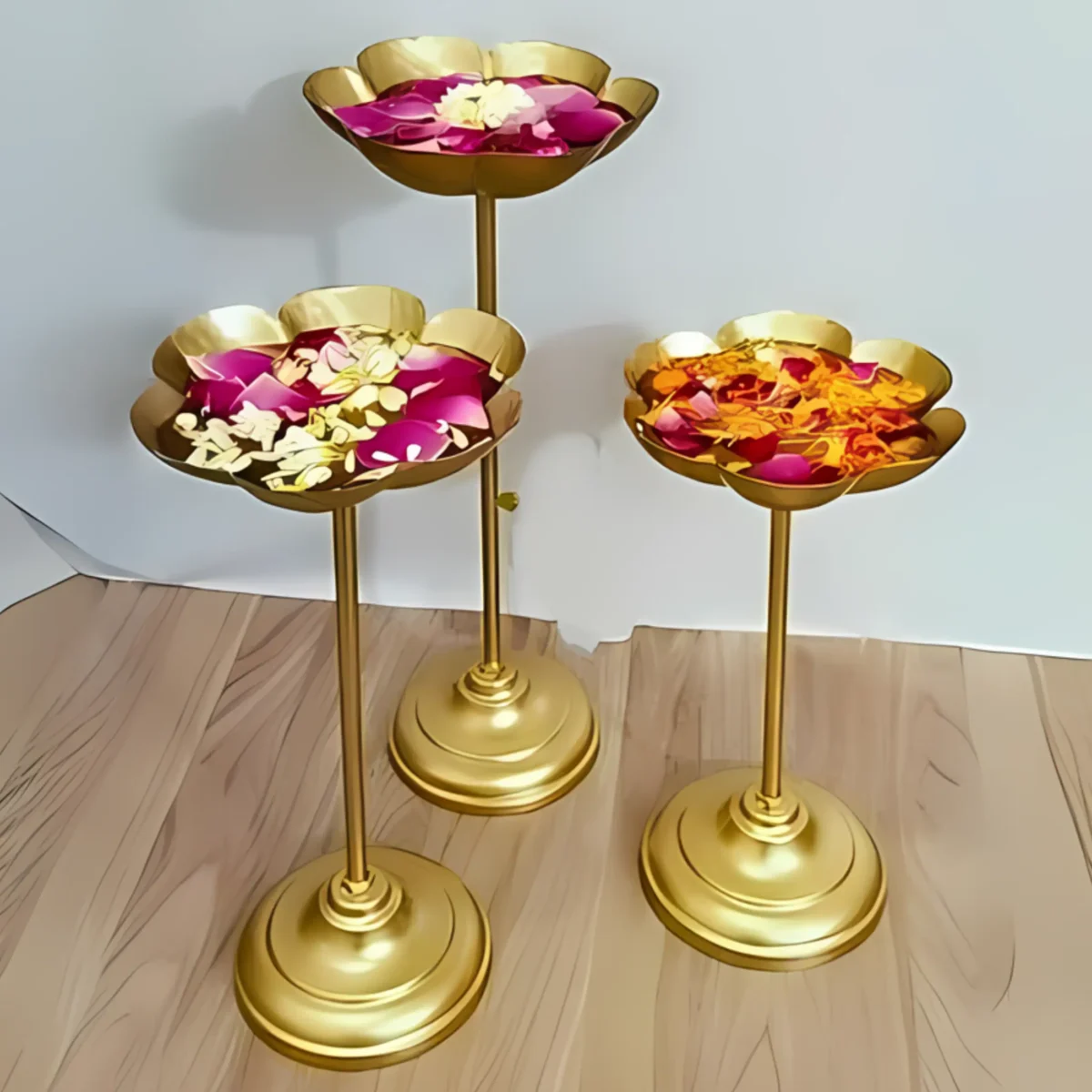 Taj Bowl Urli Stand With Floating Diya For Home Decor