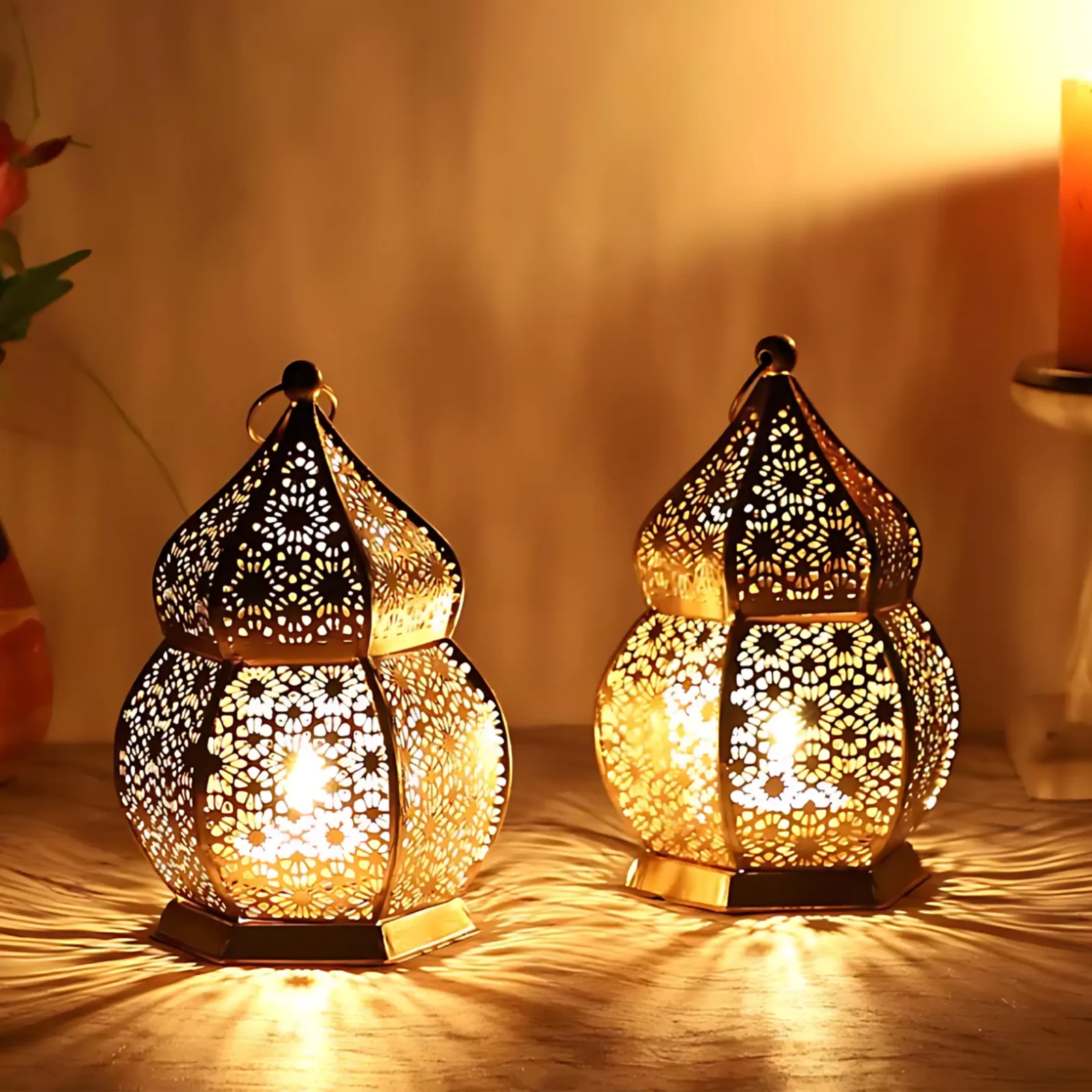 Mini Gold Tealight Candle Holder Lantern