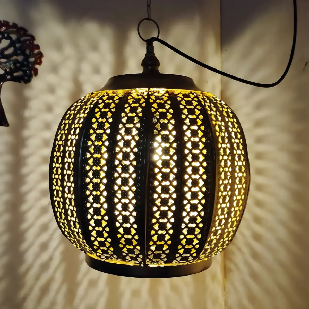 Antique Oval Hanging Votive Lamp for Home Decor & Gifting