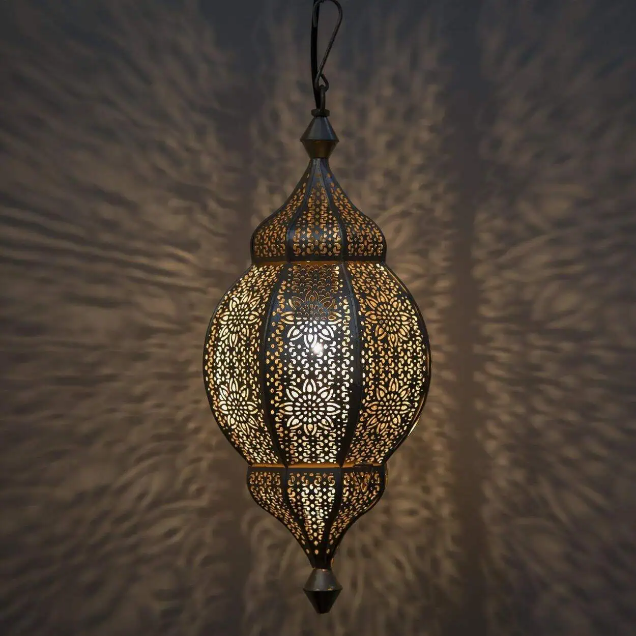 metal handicrafts Moroccan Orb Hanging Lamp Handcrafted Metal Pendant Light for Home Decor